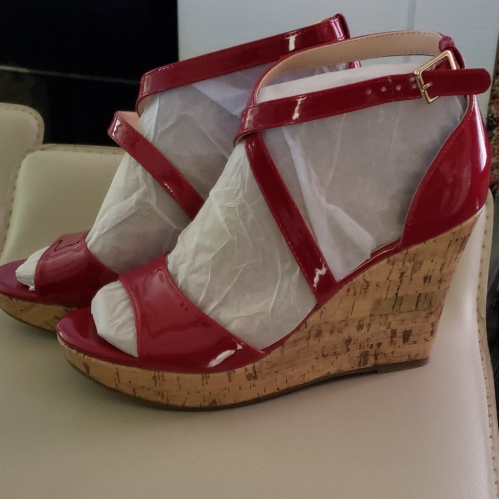Cute Liz Claiborne Wedge Sandals